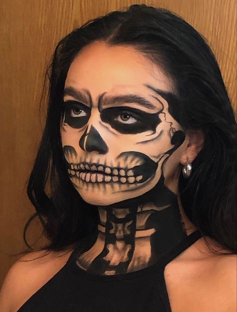 Skeleton Makeup Halloween, Calavera Makeup, Caveira Halloween, Skull Makeup Halloween, Skeleton Face Makeup, Halloween Lip Makeup, Skull Face Makeup, Skull Halloween Costume, Skull Halloween Makeup