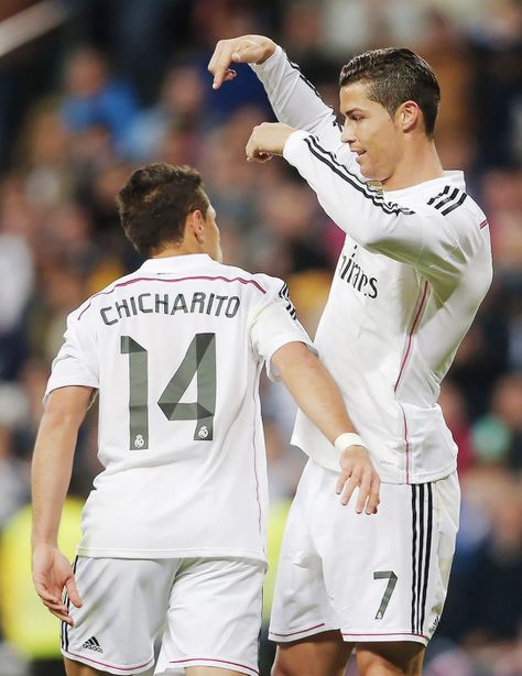 Cristiano Ronaldo and Chicharito - Real Madrid Chicharito Real Madrid, Real Madrid 2014, Javier Hernandez, Mexico Soccer, Ronaldo Real Madrid, Real Madrid Football, Ronaldo Real, Real Madrid Players, Cristiano Ronaldo 7