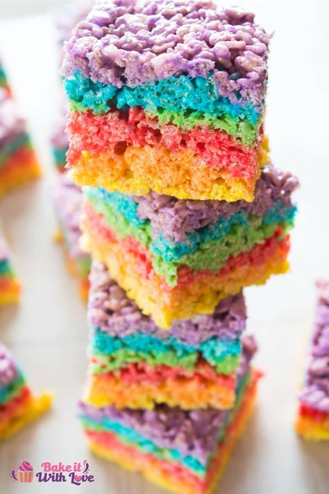 Krispie Treats Christmas, Rainbow Desserts, Rainbow Treats, Dessert To Make, Rainbow Rice, Rice Krispies Treats, Easter Desserts Recipes, Krispies Treats, Rice Krispy