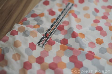 Twin Duvet Cover Diy, How To Make Duvet Cover Tutorials, Making A Duvet Cover, Quilted Duvet Cover Diy, Diy Duvet Cover From Fabric, How To Make A Duvet Cover, Homemade Duvet Covers, Diy Duvet Cover, Duvet Cover Tutorial