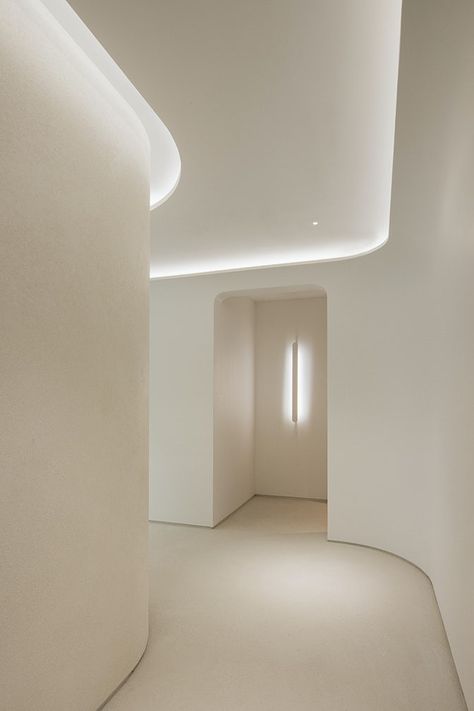 Arch Light, Corridor Design, Hospital Interior, Cabinet Medical, Clinic Interior Design, Cove Lighting, Interior Minimalista, Aesthetic Clinic, Curved Walls