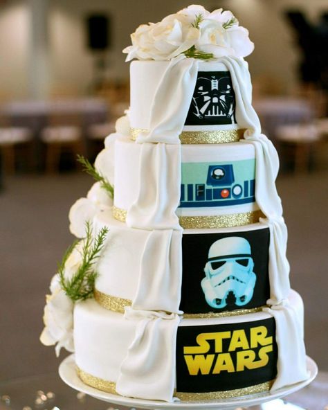 Star wars wedding cake by Sucre Seattle  Www.sucreseattle.com Star Wars Themed Wedding, Star Wars Wedding Cake, Star Wars Cake Toppers, Star Wars Wedding Theme, Nerd Wedding, Geeky Wedding, Disney Wedding Theme, Geek Wedding, Wedding Cake Ideas