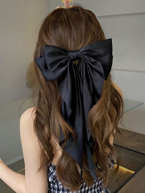 Black Hair Bows, Style Parisienne, Bow Hairstyle, Clip Hairstyles, Ribbon Hairstyle, Peinados Fáciles Para Cabello Corto, Bow Hair Clip, French Hair, Dress Hairstyles