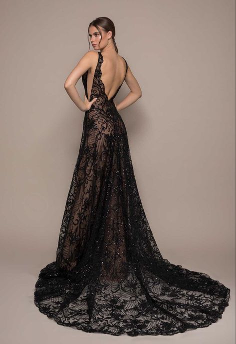 Pnina Tornai Black Dress, Simple Black Wedding Dress, Black Formal Gown, Backless Lace Dress, Black Wedding Gowns, Couture Bridal Gowns, Pnina Tornai, Illusion Dress, Fairytale Dress