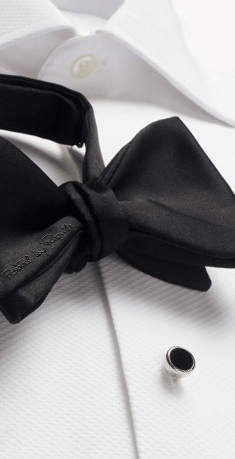 White Tie Event, Black Bow Tie, Black Tie Affair, Black White Wedding, No Rain, Luxury Wedding Invitations, Sharp Dressed Man, Black Tie Wedding, Fashion Night