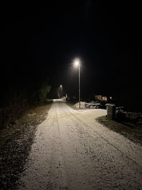 Dark swedish winter night Sweden At Night, Swedish Bedroom, Sweden Aesthetic, Cry Of Fear, Nordic Countries, Stream Of Consciousness, Winter Night, Short Story, Small Towns