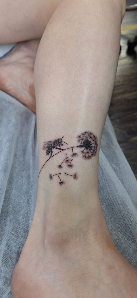 Bee & dandelion Bee And Dandelion Tattoo, Matching Dandelion Tattoo, Dandelion Into Butterfly Tattoo, Dandelion To Birds Tattoo, Dandy Lion Tattoos Dandelion Art, Blowing Dandelion Watercolor Tattoo, Firefly Tattoo, Daffodil Tattoo, Dandelion Tattoo