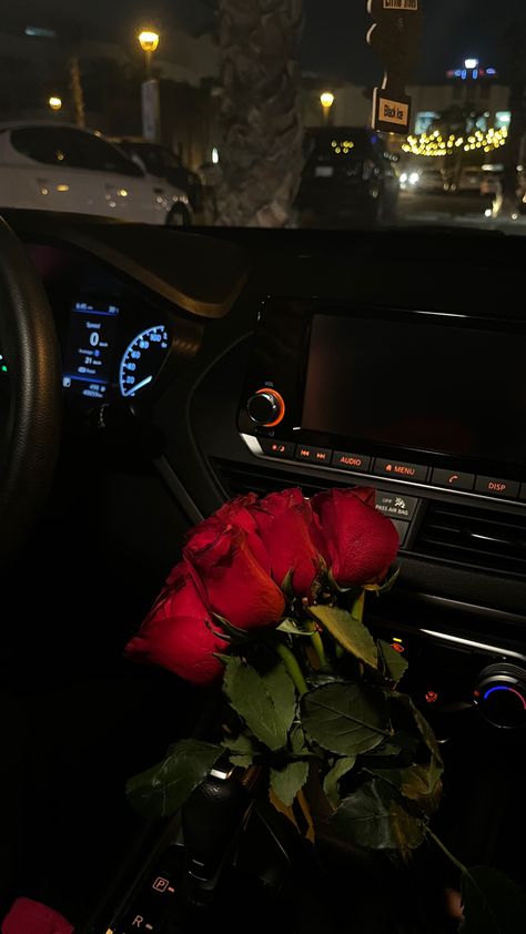 Night , car ride Night Car Ride, Thank The Universe, Roses Flowers Bouquet, Flowers Bouquet Ideas, Me U, Bouquet Ideas, Pet Names, Red Rose, Red Roses