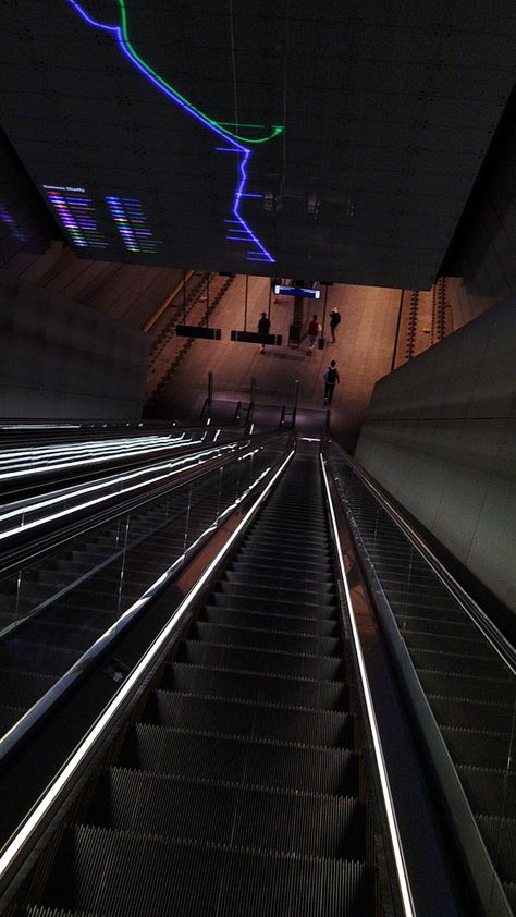 Taking The Train Aesthetic, Metro Pics Aesthetic, Metro Station Aesthetic, Escalator Aesthetic, Metro Aesthetics, Station Aesthetic, Train Aesthetic, Dark Vibes, Paris Metro