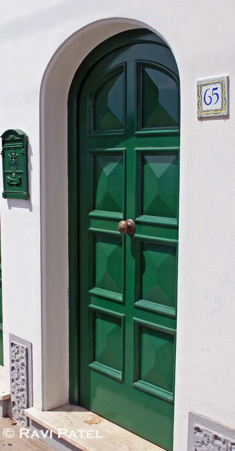 The Green Door Victorian Front Door, Victorian Front Doors, Front Door Inspiration, Island Of Capri, Green Front Doors, Front Door Paint Colors, Door Paint Colors, Door Colors, Exterior Paint Color