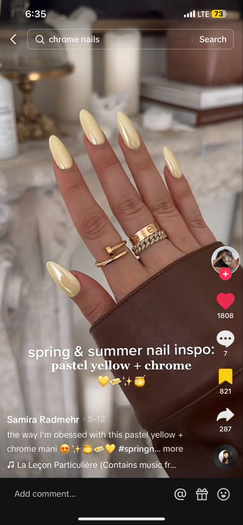 Pastel Yellow Nails Chrome, Summer Nail Inspo Chrome, September Nails Chrome, Bridesmaid Nail Designs, Pastel Yellow Nails With Chrome, Lemon Chrome Nails, Summer Wedding Nails Bridesmaid, Summer Nail Ideas Yellow, Baby Yellow Chrome Nails