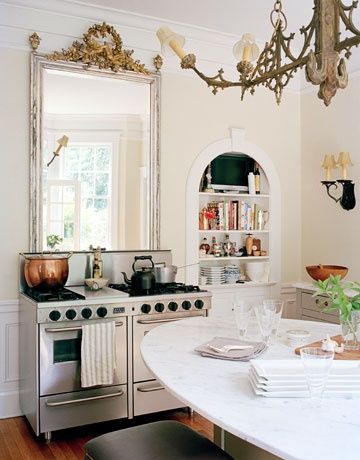 Splendid Sass: KITCHEN LOVE Kitchen Island Alternatives, Southern Meals, Southern House, Southern Kitchen, Southern Kitchens, Casa Country, Dark Kitchen, Ornate Mirror, Classic Kitchen