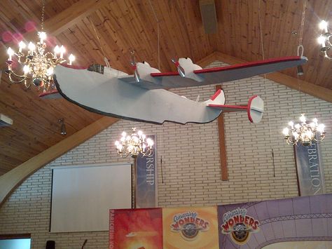 Our Worship Rally Hangar at Amazing Wonders of Aviation VBS Sunday School Themes, Airport Theme, Balsa Plane, Around The World Theme, Sunday School Decorations, Aviation Theme, Cardboard Model, Vbs 2023, Airplane Theme