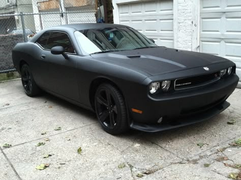 Black Challenger, Dodge Challenger Black, Cars For Girls, Tmax Yamaha, 2014 Dodge Challenger, Dodge Challenger Hellcat, Dodge Challenger Srt Hellcat, Dodge Muscle Cars, Dodge Challenger Srt