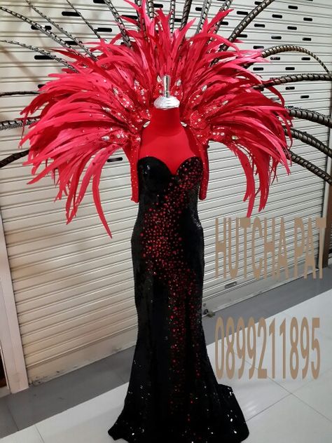 RED&BLACK Black Carnival Costume, Carnival Outfit Carribean, Lucy Hale Outfits, Samba Dress, Beauty And The Beast Costume, Showgirl Costume, Beast Costume, Carnaval Costume, Carnival Dress