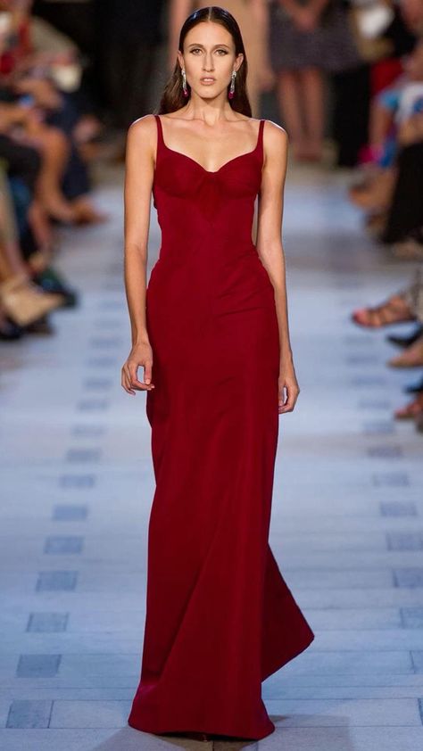 Alexandra Ambrosio, Runway Outfits, Prom Dress Inspiration, Neue Outfits, Grad Dresses, Vogue Russia, Zac Posen, Glam Dresses, Red Carpet Looks