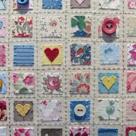 Applique Hearts, Quilting Art, Miniature Quilts, Framed Embroidery, Fabric Pictures, Small Sewing Projects, Slow Stitching, Patchwork Quilt, Fabric Projects