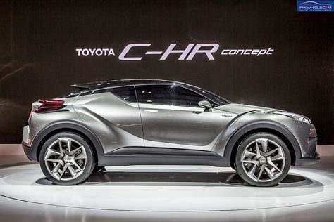 Much Awaited Toyota C-HR is Now Open for Booking Best Compact Suv, Large Library, Toyota Chr, Toyota Hybrid, Tokyo Motor Show, Toyota C Hr, Compact Suv, Ferrari Car, Super Luxury Cars