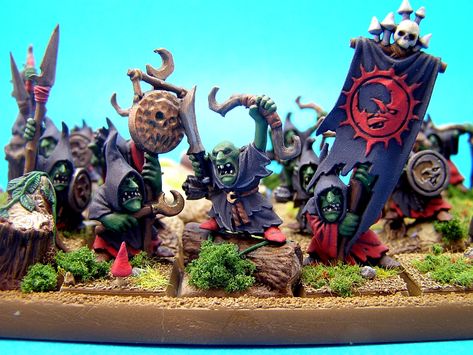 Warhammer Greenskins, Night Goblin, Gloomspite Gitz, Miniature Inspiration, Dark Eldar, Warhammer Paint, Warhammer Aos, Paint Projects, Fantasy Miniatures