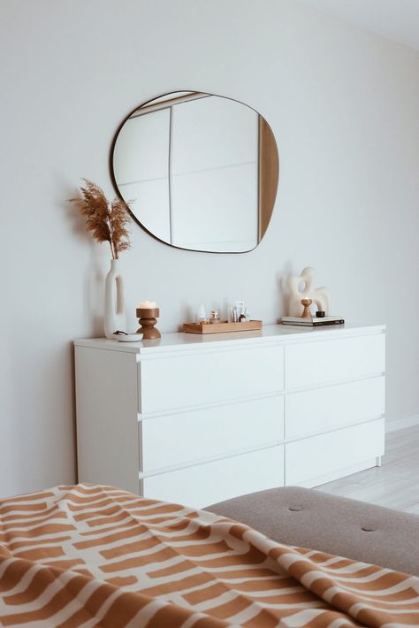 Vintage chest of drawers