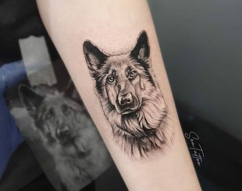 German Shepherd Tattoo German Shepherd Outline, German Shepherd Tattoos, German Shepherd Tattoo, Shepherd Tattoo, Omerta Tattoo Design, Tattoo Design Hand, Christian Tattoo, Vintage Cowgirl Art, Outline Tattoo