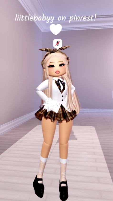 Royale High Pajama Outfit, Royal High Outfits Ideas Cheap, Cute Dog Drawing, Pajama Outfit, Royal Clothing, Fairy Aesthetic, Royale High, Roblox Avatar, Dog Drawing