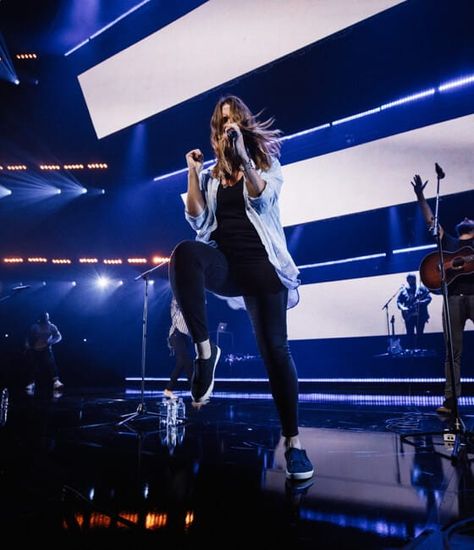 Worship Aesthetic Outfits, Worship Leader Aesthetic, Worship Leader Outfit Women, Worship Pictures, Worship Photography, Worship Team Outfits, Platform Outfits, Worship Leader Outfit, Worship Aesthetic