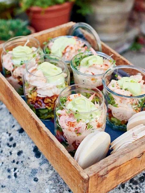 Jam jar prawn cocktails | Jamie Oliver recipes Tv Recipes, Picnic Recipes, Prawn Cocktail, Prawn Recipes, Jamie Oliver Recipes, Garden Picnic, Cocktail Sauce, Picnic Food, Appetizer Salads