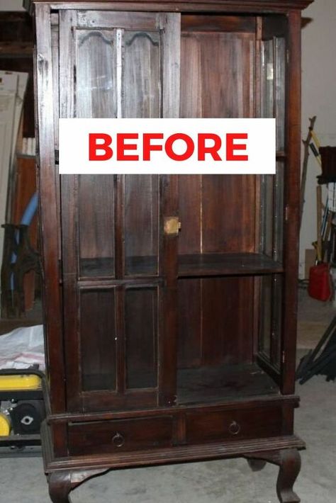 Standing Cabinet Makeover, Old Wardrobe Makeover Before After, Antique Display Cabinet Makeover, Display Case Makeover, Antique Curio Cabinet Makeover, Refinished Furniture Before And After, Refurbishing Cabinets, Flea Market Flip Ideas Upcycling, Flea Market Flip Ideas Before After