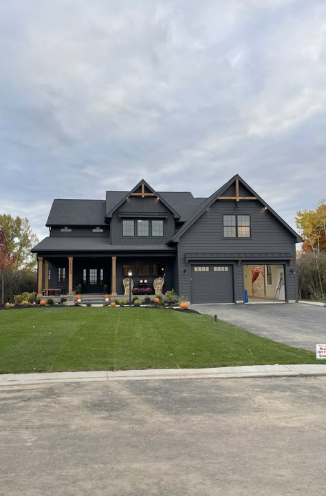 Two Story Black House, Black 2 Story House, Dark Gray House Black Trim, Black Two Story House, Dark Gray Farmhouse Exterior, Dark Grey Farmhouse Exterior, New Build House Ideas Exterior, Charcoal Siding House, Iron Ore Exterior House