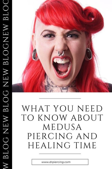 Cute Medusa Piercing Jewelry, Medusa Piercing With Septum, Medusa Piercing Small Lips, Madussa Piercing, Small Medusa Piercing, Medusa And Septum Piercing, Medusa Piercing Aesthetic, Cute Piercing Ideas, Unique Piercings