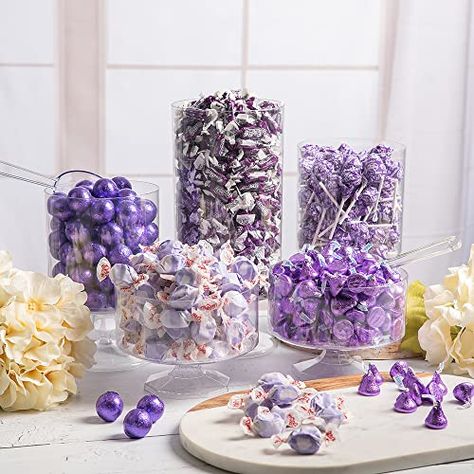 Candy at Weddings: Ideas for a Wedding Candy Bar Purple Candy Table, Purple Candy Buffet, Pink Candy Buffet, Purple Sweet 16, Online Candy Store, Kisses Candy, Candy Bar Wedding, Orange Candy, Purple Candy