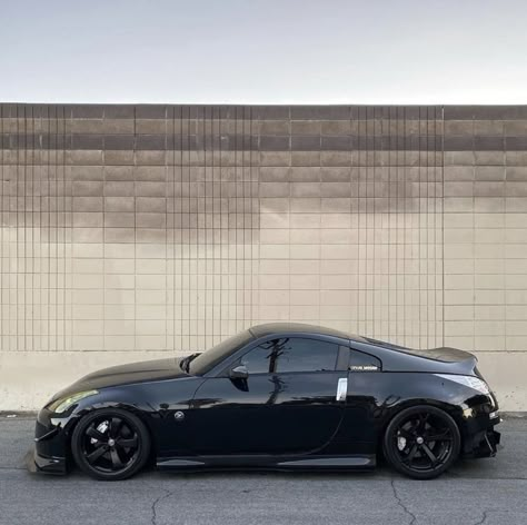 Black 350z, Nissan 350z Black, Tumblr Car, Nissan Z Cars, Nissan Nismo, Nissan Z, Mitsubishi Lancer Evolution, Nissan Silvia, Street Racing Cars