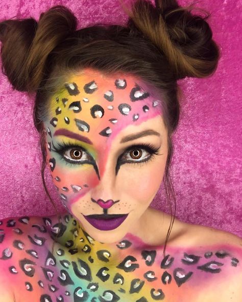 Lisa Frank Costume, Diy Kast, Trapper Keeper, Animal Makeup, Crazy Costumes, 50 Makeup, Cool Halloween Makeup, Amazing Halloween Makeup, Halloween Makeup Inspiration