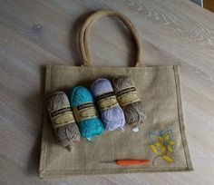 Jute Tas, Modern Haken, Homemade Bags, Bag Hook, Diy Bags Purses, Handcrafted Bags, Jute Bags, Dollar Store Crafts, Crochet Home