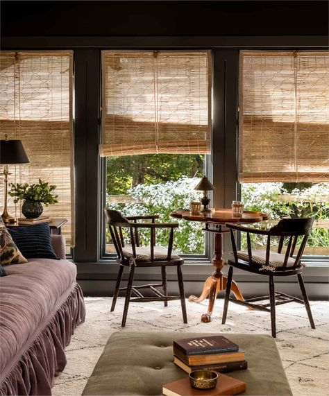 A Warm Country House in Dutchess County 10 Heidi Caillier, Room Partition Wall, Griffith Park, Living Room Partition, Dark Interiors, Style Deco, Room Sofa, Interior Design Inspiration, Cozy House