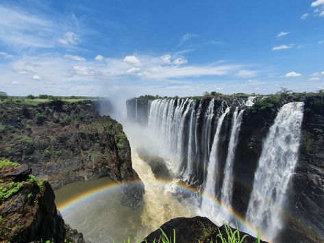 Victoria Falls in Zambia on the 22nd of January 2020 [OC] [4608x3456]  Click the link for this photo in Original Resolution.  If you have Twitter follow twitter.com/lifeporn5 for more cool photos.  Thank you author: http://bit.ly/3ciYByP  Broadcasted to you on Pinterest by pinterest.com/sasha_limm  Have The Nice Life! Motivational Photography, Victoria Falls Zimbabwe, Zambezi River, Tourist Center, Largest Waterfall, Travel Destinations Asia, Victoria Falls, Landscape Pictures, Once In A Lifetime