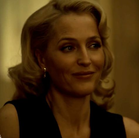 Gillian Anderson Looks Like The Best Part Of #Hannibal Season 3 TEASER #HannibalReturnsJune4 Hannibal Season 3, Ben Oliver, Stella Gibson, Hannibal Lecter Series, Sir Anthony Hopkins, Nbc Hannibal, Gillian Anderson, Jessica Chastain, Natalie Portman