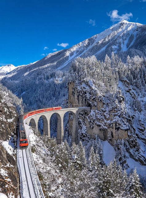 Glacier Express Switzerland, Glacier Express, Trip Planner, Voyage Europe, Switzerland Travel, A Bridge, Beautiful Places In The World, Train Travel, In The Mountains