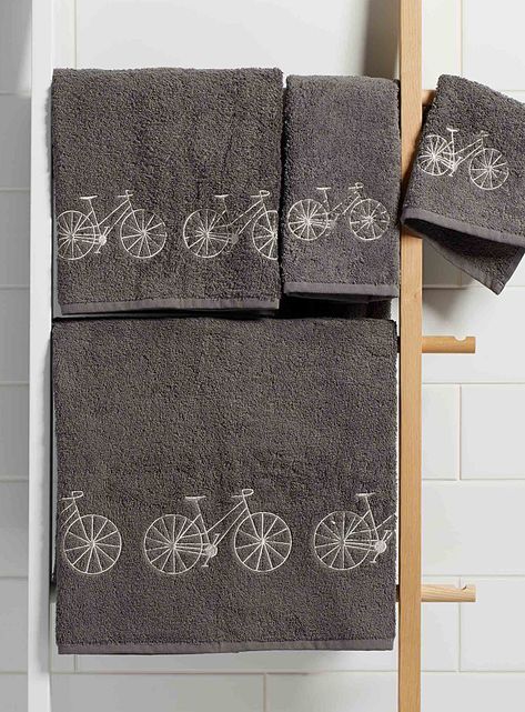 Embroidered bicycle towels | Simons Maison | Shop Jacquards and Embroidery Bath Towels Online in Canada | Simons Diy Valentine's Day Gifts For Boyfriend, Embroidered Bath Towels, Best Bath Towels, Patterned Bath Towels, Valentine Embroidery, Towel Embroidery, Bath Towels Luxury, Embroidered Gifts, Embroidered Towels