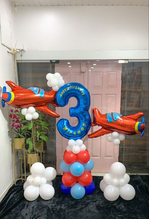 Plane Theme Birthday Party Decoration, Plane Balloon Decor, Airplane Balloon Bouquet, Time Flies Balloon Arch, Airplane Balloon Decorations, Aeroplane Birthday Theme, Airplanes Birthday Party, Airplane Balloon Arch, Aeroplane Birthday Party Ideas