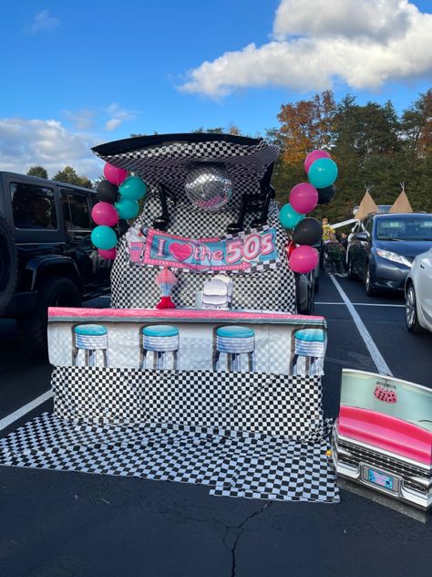 Diner Trunk Or Treat Ideas, 50s Trunk Or Treat Ideas For Cars, Trunk Or Treat Girly, Sock Hop Trunk Or Treat, 80s Trunk Or Treat Ideas, 60s Trunk Or Treat Theme, Elvis Trunk Or Treat Ideas, 1950s Float Ideas, 50s Trunk Or Treat Ideas