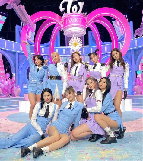 Twice Ot9 Aesthetic, Twice Group Photo Aesthetic, Twice Cute Group Photo, Twice Pics Ot9, Twice Band, Twice Film Photo Ot9, Backless Homecoming Dresses, Twice Group, Twice Fanart