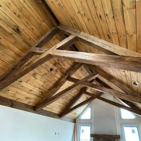 Timber Frame House Interior, Timber Truss Design, Scissor Truss Porch, Open Truss Ceiling, Beams Kitchen, Cabin Style Living Room, Chapel Interior, Murphy Furniture, Scissor Truss