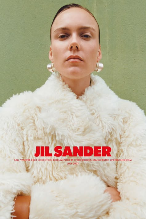 Jil Sander Photography, Fashion Editorial Styling, Jil Sander Jewelry Campaign, Jil Sander Lookbook, Jil Sander Branding, Fashion Campaign Photoshoot, Winter Campaign Fashion, Cool Studio Photoshoot, Jill Sander Campaign