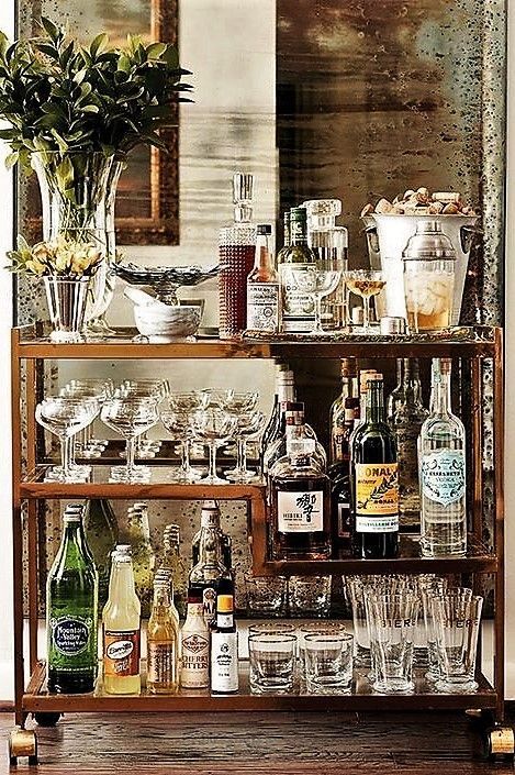 Bar Cart Styling Apartments, Ikea Vittsjo Desk, Vittsjo Desk, Bar Cart Inspo, Ikea Vittsjo, Chinoiserie Interior, Whiskey Room, Home Cocktail Bar, Vanity Bar