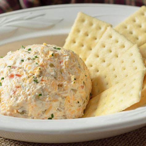 Cheddar cheese, olives, onion, and a twist of lemon flavor make this cheese ball an all time favorite. Flavored Pumpkin Seeds, Horderves Appetizers, Best Thanksgiving Appetizers, Thanksgiving Appetizer Recipes, Creamy Crab, Pumpkin Hummus, Festive Appetizers, Cheese Ball Recipes, Lemon Flavor