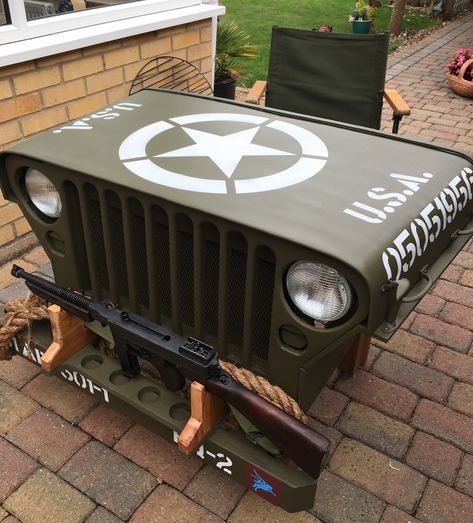 Homemade desk Homemade Desk, Car Part Art, Desk Diy, Car Part Furniture, Jeep Grill, Automotive Decor, Jeep Models, Energy Industry, Willys Jeep