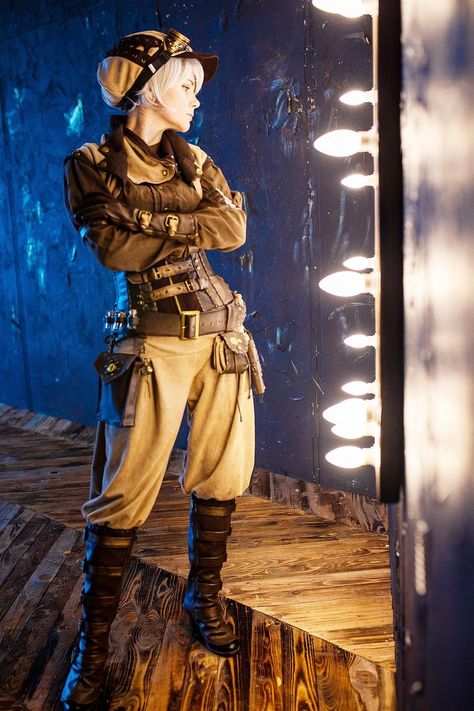 Steampunk Worldbuilding, Mechanic Fashion, Mechanic Costume, Steampunk Engineer, Steampunk Outfits Women, Steampunk Mechanic, Mechanic Clothes, Steampunk Clothes, Steampunk Party