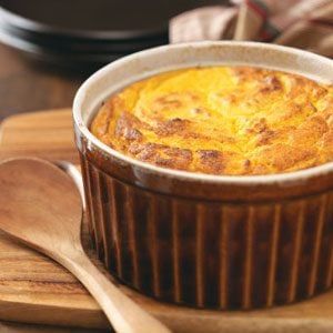 Winter Squash Souffle Bake Squash Souffle, Souffle Dish, Souffle Recipes, Pumpkin Pudding, Winter Squash, Squash Recipes, Pumpkin Dessert, Veggie Dishes, Taste Of Home